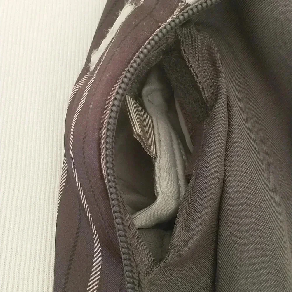 Used Burton Women's Jacket - Picture 13 of 16